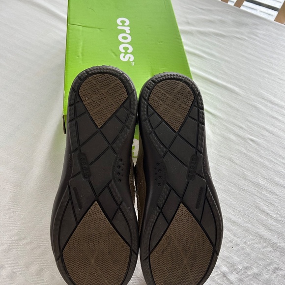 Crocs Walu Men’s Loafers Size 10 M Slip On New Without Tags - Picture 3 of 3